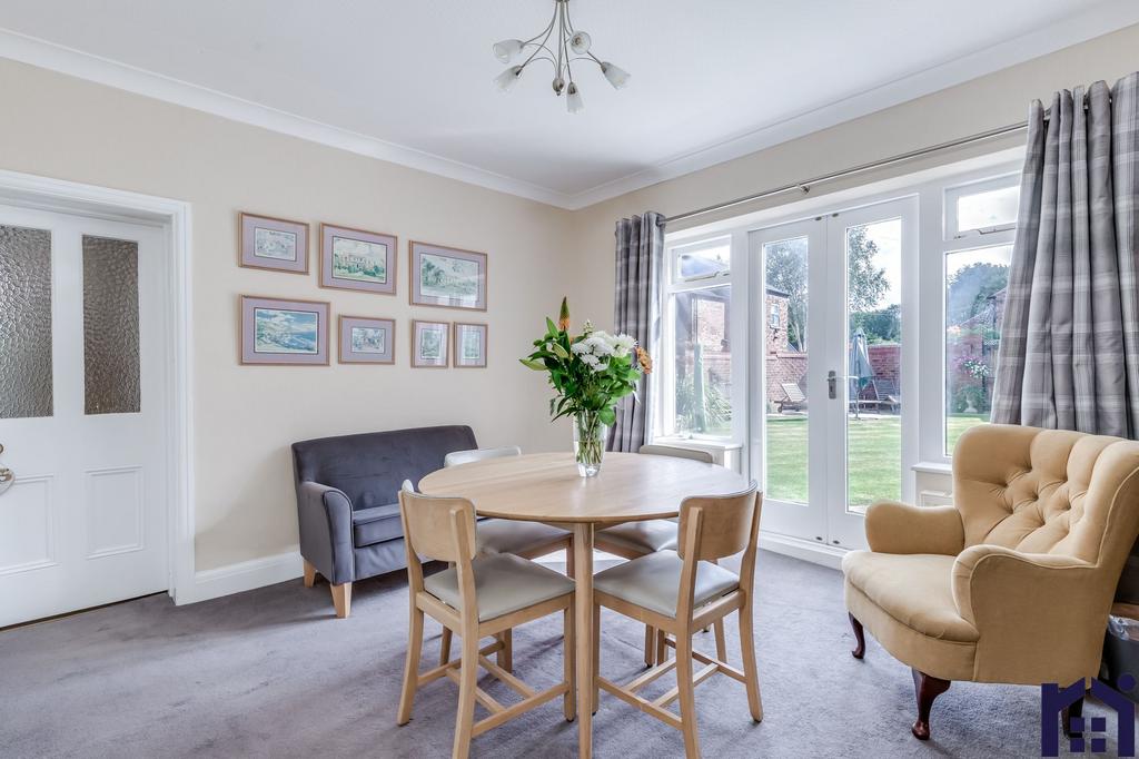 Dining room/annex