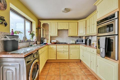 3 bedroom detached house for sale, Beech Close, Kingsbury, Tamworth