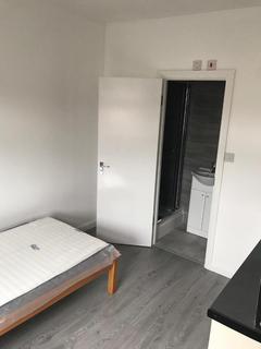 undefined, Green Lanes, Self Contained Studio