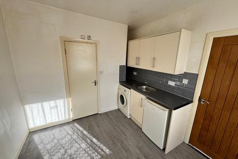 Studio to rent, Green Lanes, Self Contained Studio