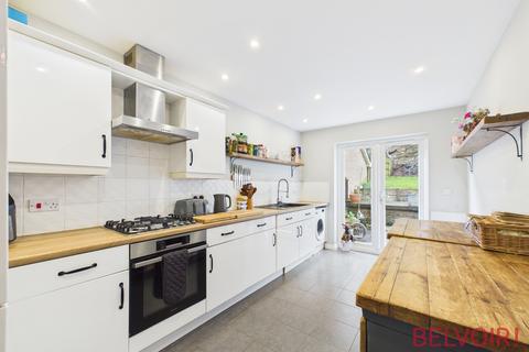 4 bedroom detached house for sale, Millrise Road, Mansfield, NG18