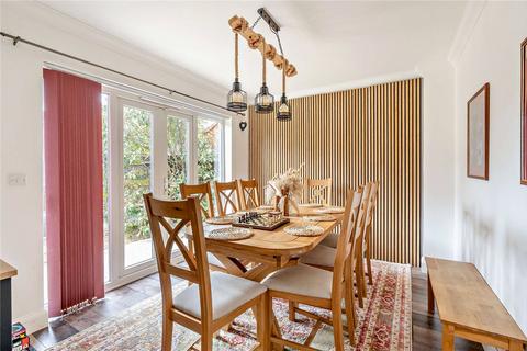 6 bedroom detached house for sale, Dorneywood Way, Newbury, West Berkshire, RG14