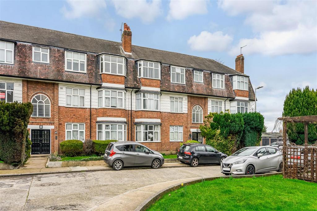 69 Avondale court-18.jpg