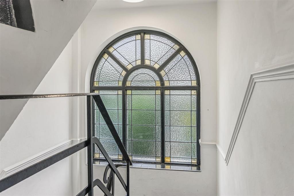 69 Avondale court-15.jpg