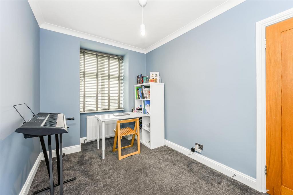 69 Avondale court-10.jpg