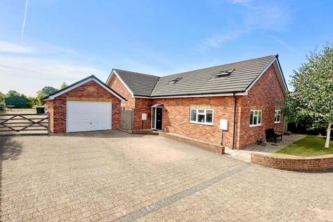undefined, Gardiners Oak, Clehonger, Hereford