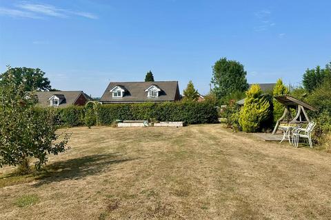 undefined, Gardiners Oak, Clehonger, Hereford