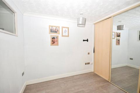 1 bedroom apartment for sale, Long Meadow, Buckinghamshire HP21