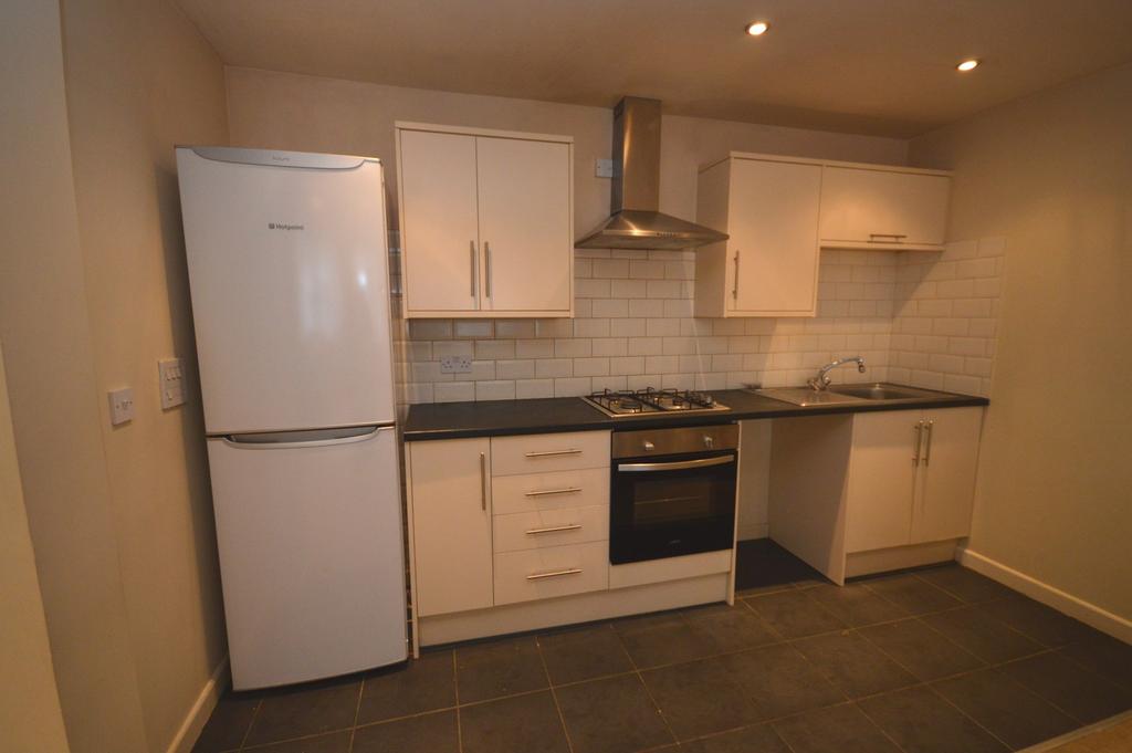 Flat 3, 15-16 Milton