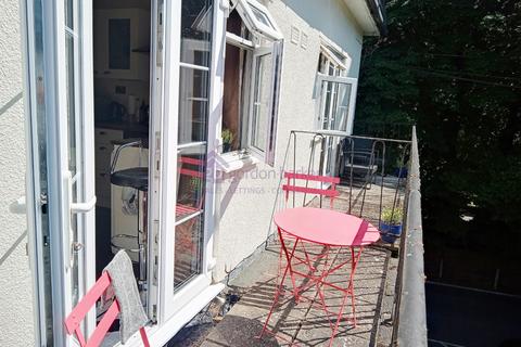 1 bedroom flat for sale, .4, Pinelands, 18 Knyveton Road, Bournemouth, Dorset