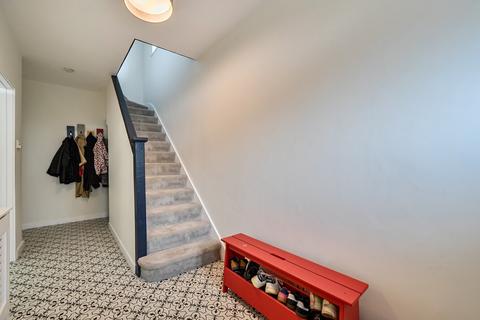 3 bedroom end of terrace house for sale, Ross Road, South Norwood, London, SE25