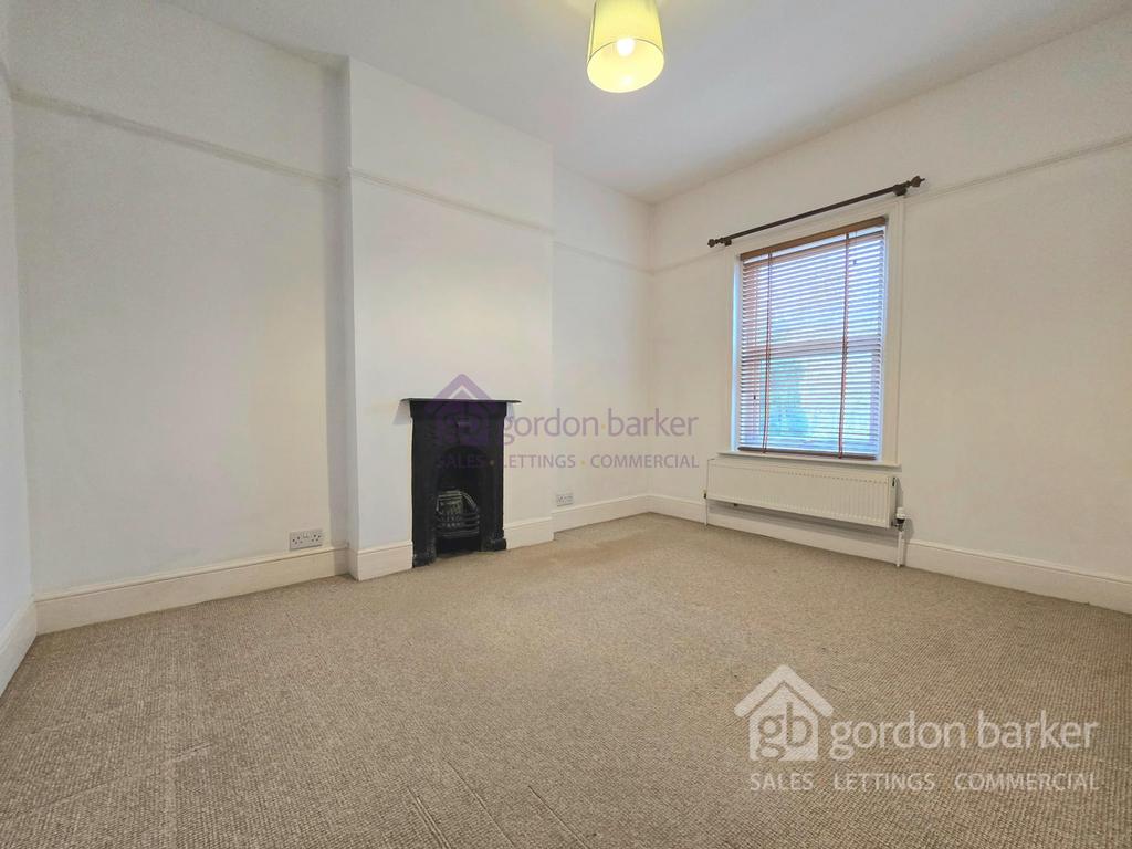 Apartment in Bournemouth, Boscombe - View 5