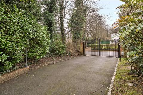 undefined, Purley Purley CR8