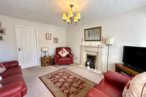 4 bedroom detached house for sale, Woodbridge Close, Walsall WS3