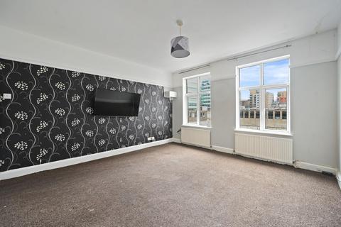 undefined, High Street, Croydon