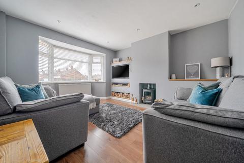 3 bedroom end of terrace house for sale, Kendall Road, Bedford
