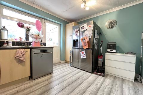 2 bedroom terraced house for sale, Shanklin Close, Walderslade, Kent, ME5