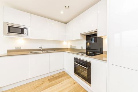 1 bedroom flat to rent, High Street, London E15