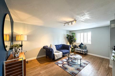 3 bedroom terraced house for sale, Wilfred Road, Taunton, Somerset - NO CHAIN!