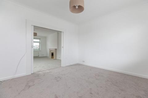 2 bedroom flat for sale, Kennedy Court, Giffncok