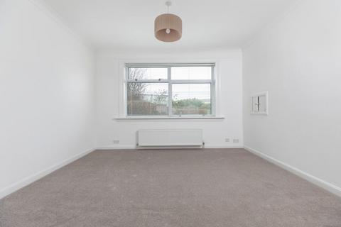 2 bedroom flat for sale, Kennedy Court, Giffncok