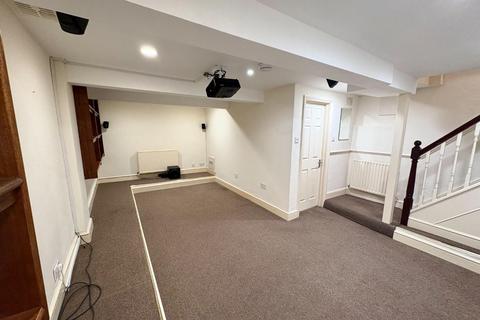 2 bedroom maisonette to rent, Howson Road, Brockley, London, SE4