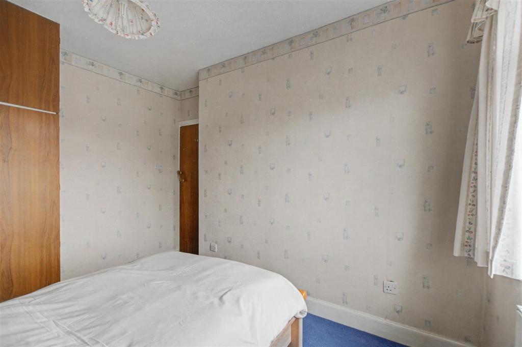 Bedroom 2 2.jpeg