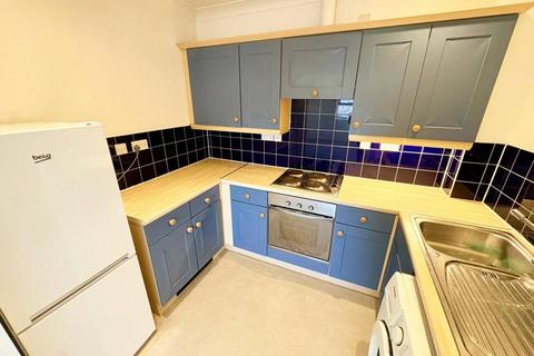2 bedroom apartment to rent, Winfold Lane, Emerson Valley