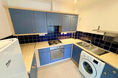2 bedroom apartment to rent, Winfold Lane, Emerson Valley