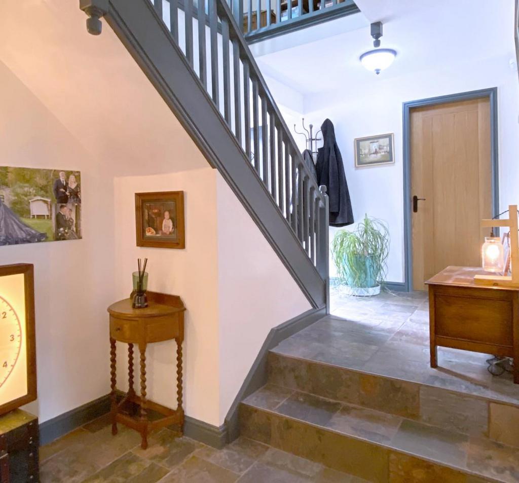 10 hall-from-dining-room-landscape.jpg