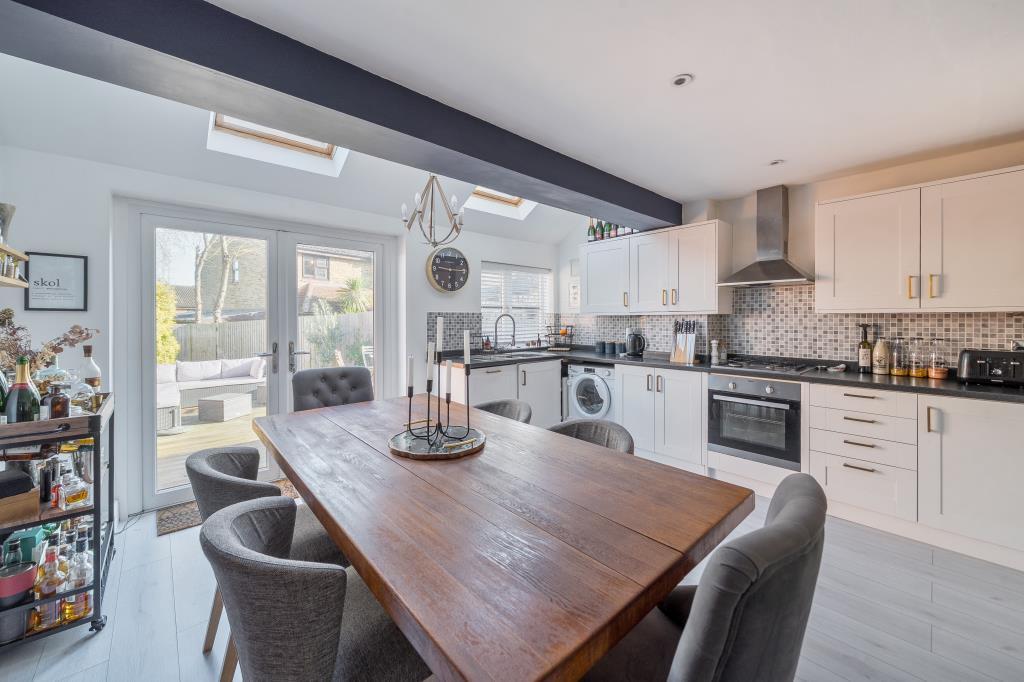 Kitchen/Dining Area