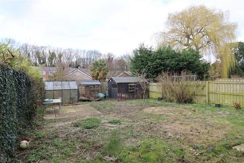 4 bedroom detached house for sale, Orchard Drive, Middleton On The Wolds, Driffield