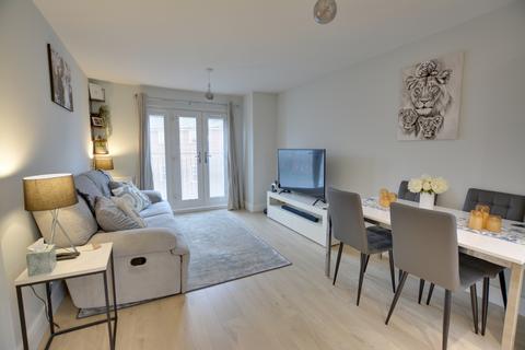 2 bedroom apartment for sale, Brocklehurst Way, Westvale Park, RH6