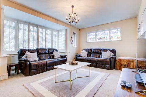 undefined, Cottesmore Gardens, Leigh-on-sea, SS9