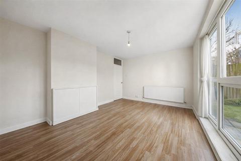 2 bedroom flat for sale, Alfred Street, London