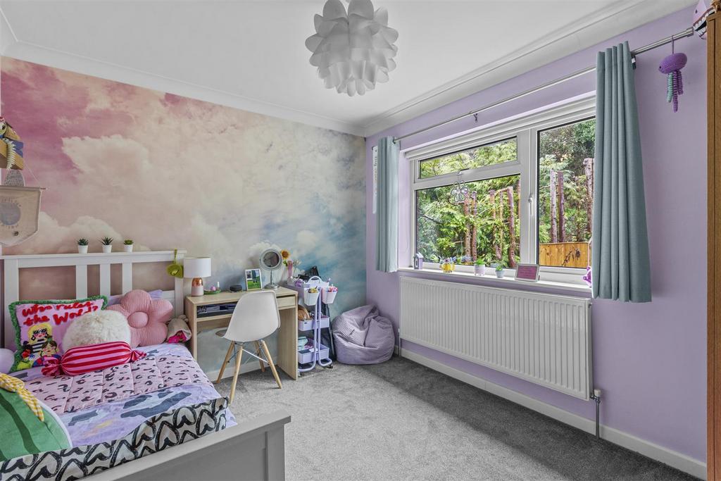 134 Hicks Farm Rise, HP13 7 SW-2.jpg