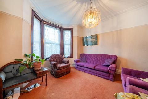3 bedroom terraced house for sale, Preston Road, London
