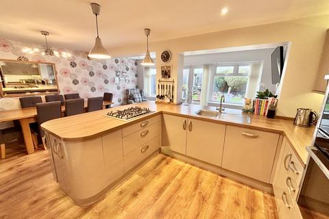 3 bedroom semi-detached house for sale, Catforth Avenue, Blackpool FY4