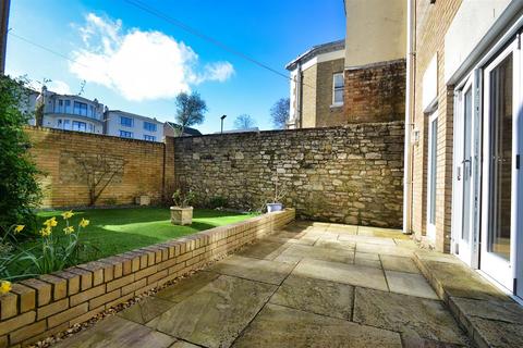 4 bedroom end of terrace house for sale, COASTAL RYDE