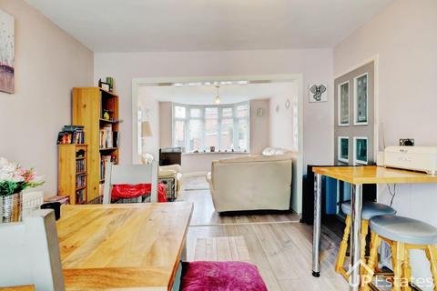 3 bedroom end of terrace house for sale, Silverdale Close, Coventry