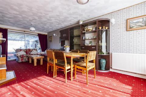 3 bedroom end of terrace house for sale, Springfield Way, Cranfield, Bedford