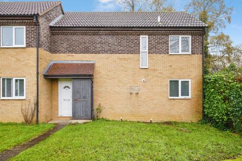 3 bedroom semi-detached house to rent, Acacia Walk, Banbury