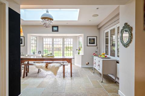 undefined, Epsom Road, West Horsley, KT24