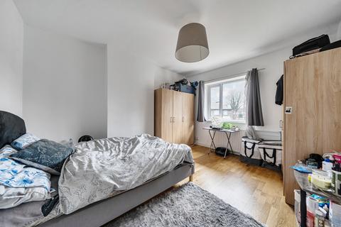 undefined, Brookehowse Road, London