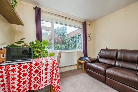 2 bedroom semi-detached bungalow for sale, Chesterfield Avenue, Nottingham NG4