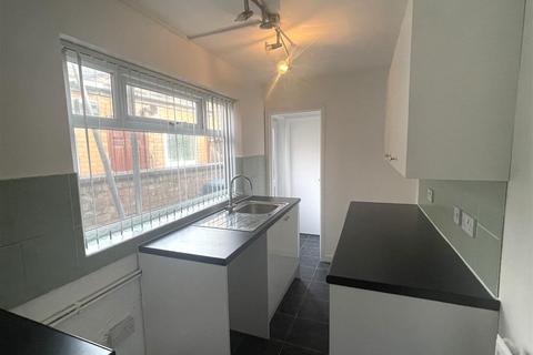 2 bedroom house to rent, Cornelious Street, Stoke-On-Trent ST3