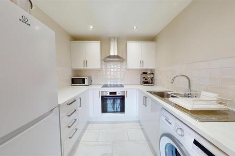 2 bedroom apartment for sale, Angora Drive, Salford