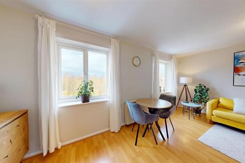 2 bedroom apartment for sale, Angora Drive, Salford