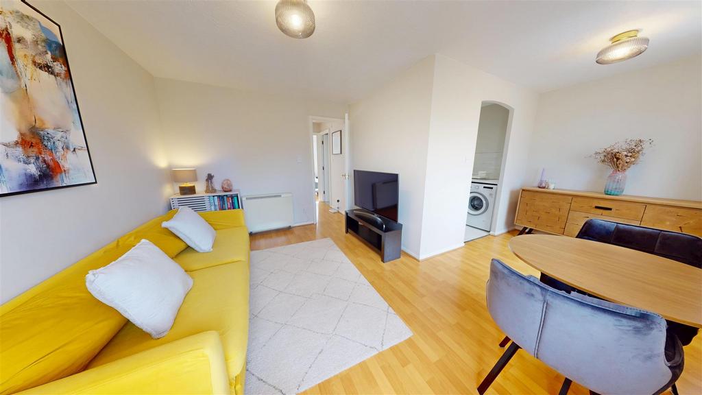 Apartment in Salford, Blackfriars, Lower Broughton - View 3