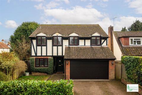 4 bedroom detached house for sale, Aviary Road, Woking GU22